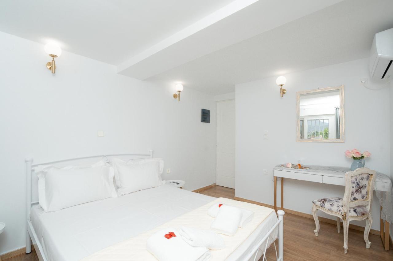 Livingstone Cottage By A&D Properties Porto Rafti Ngoại thất bức ảnh